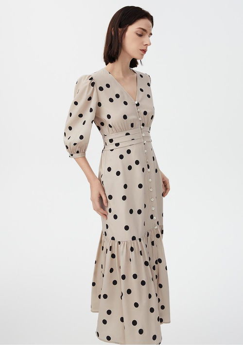 alw是什么牌子的衣服 今日头条
