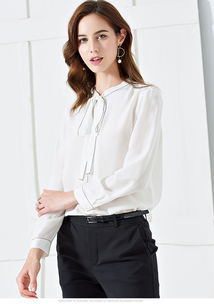 施悦名白色真丝上衣 2019春季欧美风精品女装解析